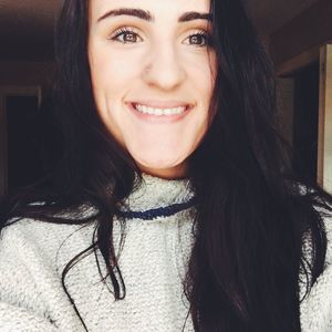 Meet your Posher, Francesca